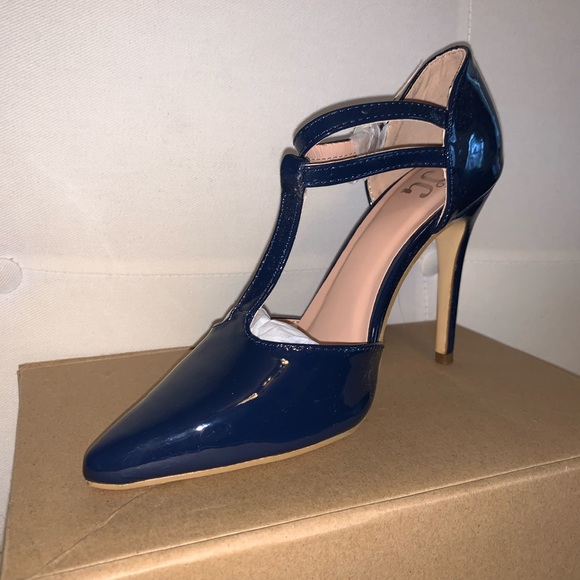 Journee Collection Shoes Journee Collection Tru Pump Size 7 Poshmark